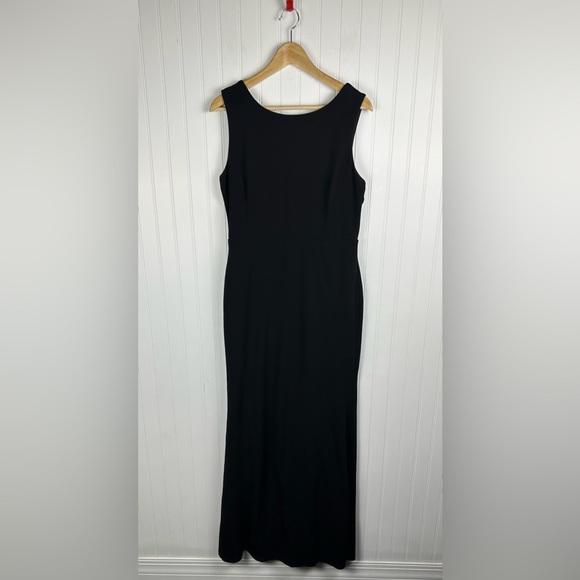 Lulu’s Black Backless High Neck Maxi Formal Gown Women’s XLarge